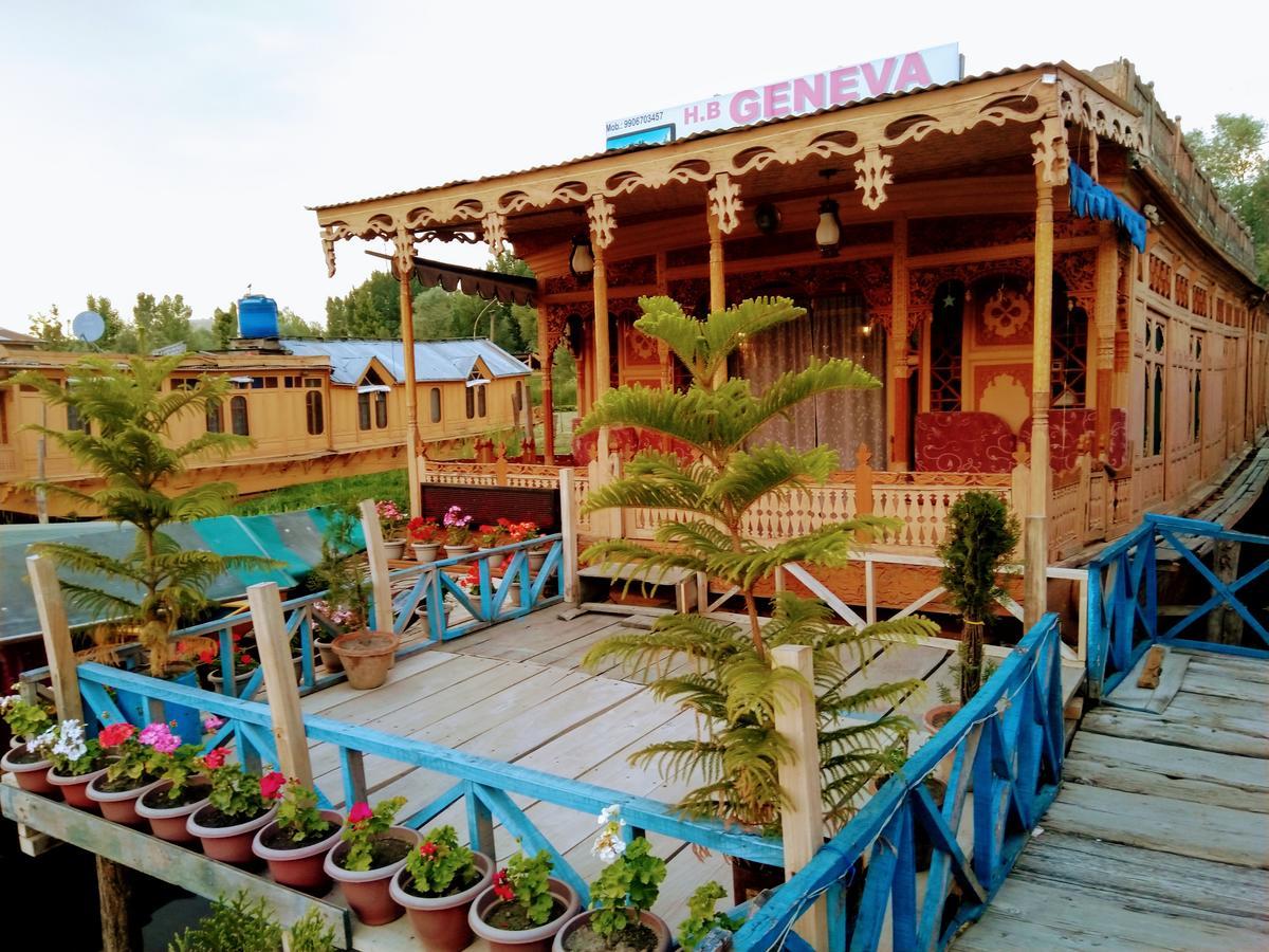 Heritage Geneva House Boat Srīnagar Dış mekan fotoğraf