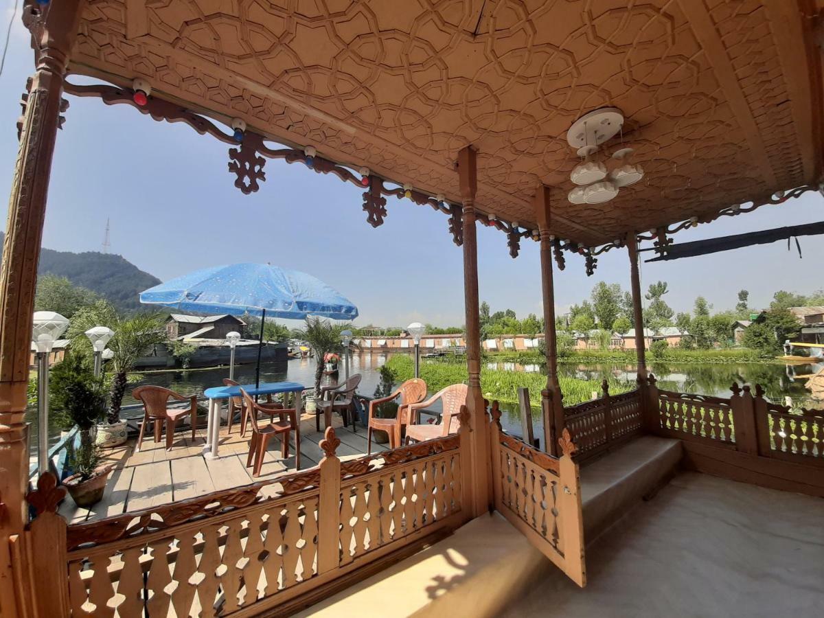 Heritage Geneva House Boat Srīnagar Dış mekan fotoğraf